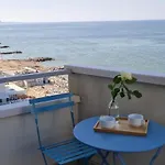 Lamar Seafront Apartment Misano Adriatico