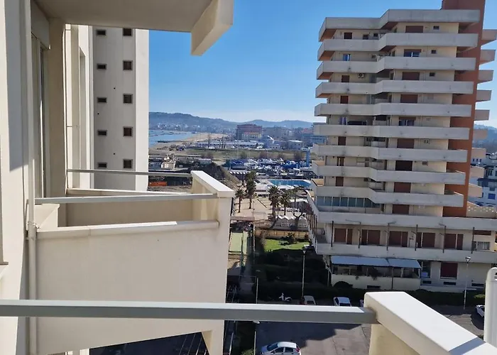 Lamar Seafront 아파트 *