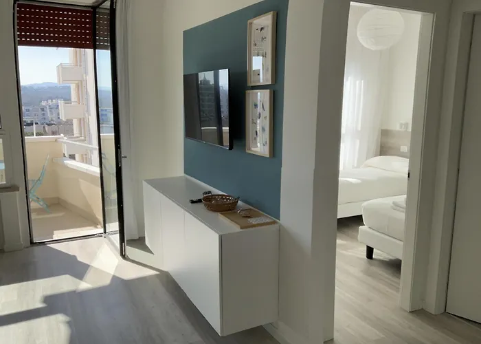 Lamar Seafront شقة